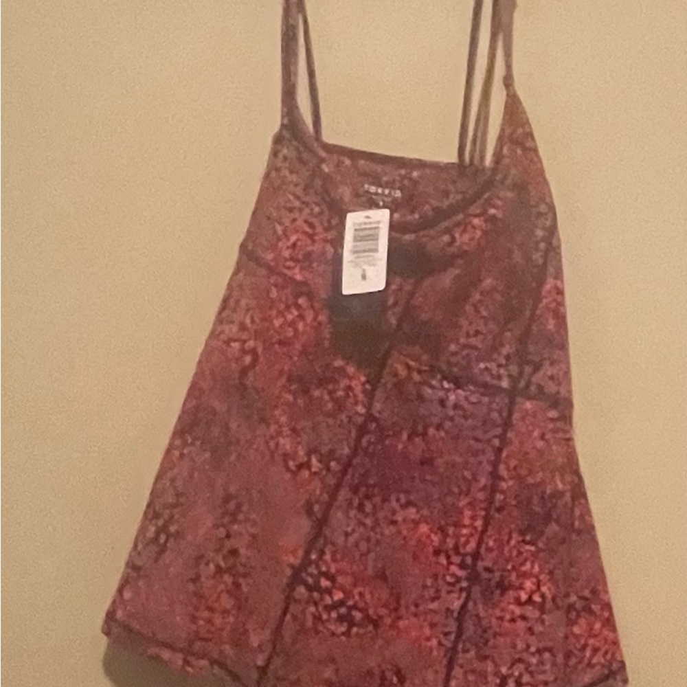 Torrid Red scuba material swim or athletic top with Print.